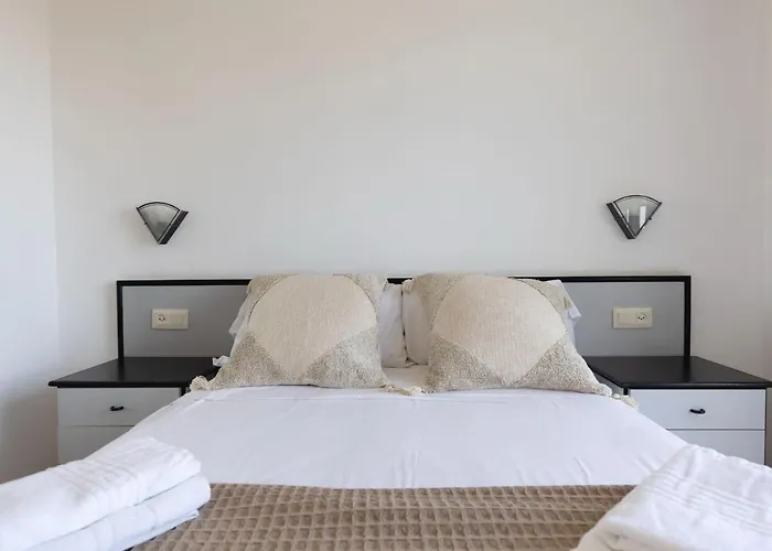 Bravissimo Estel A8 Penthouse 아파트 사가로